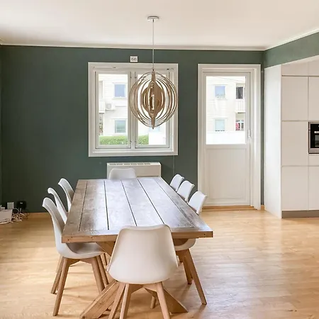 In With House A Panoramic View * Lyngdal
