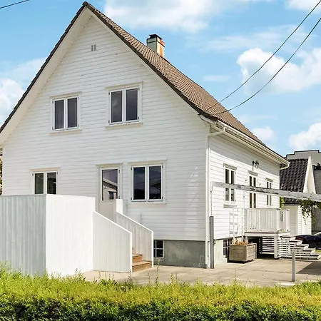 In With House A Panoramic View Ferienhaus